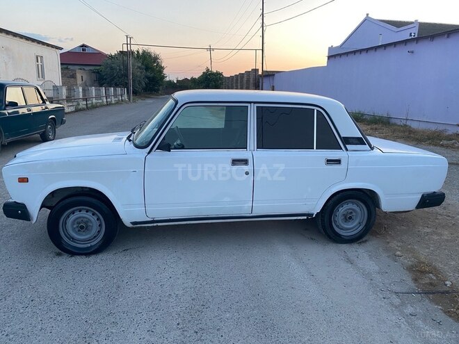 LADA (VAZ) 2107