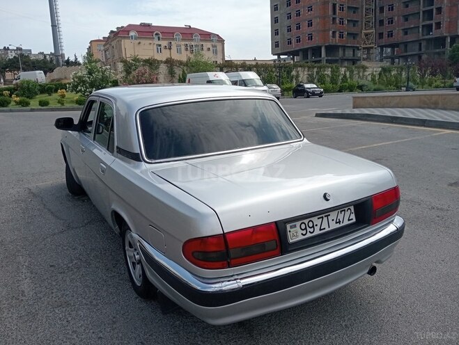 GAZ 3110