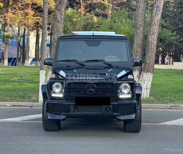 Mercedes G 500