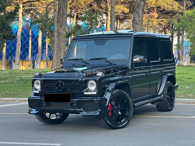 Mercedes G 500