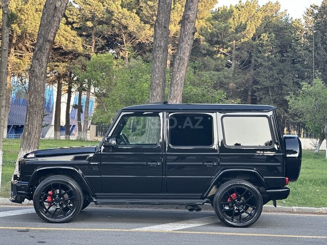 Mercedes G 500