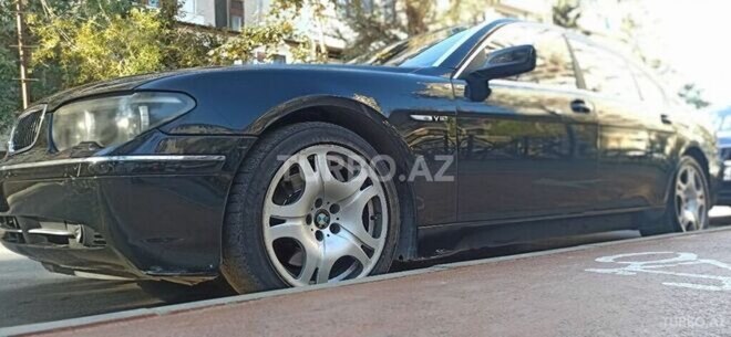 BMW 745 2003, 288,000 km - 4.4 l - Bakı