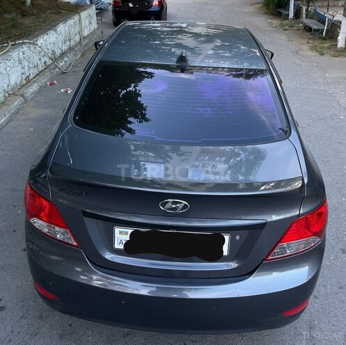 Hyundai Accent