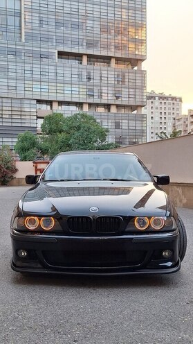 BMW 525