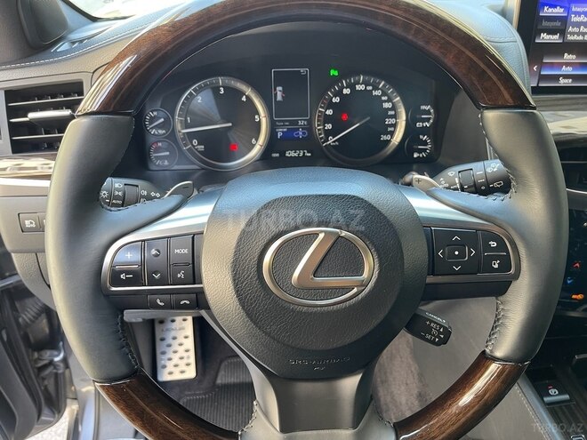 Lexus LX 450d