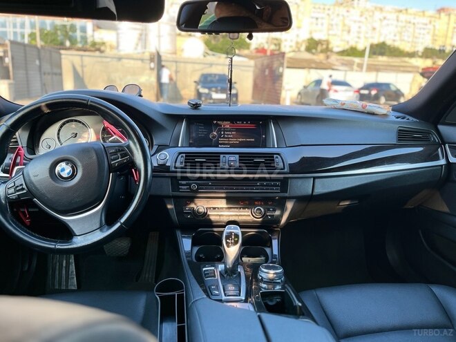 BMW 528