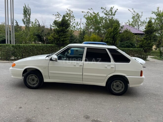 LADA (VAZ) 2114