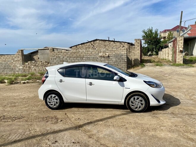 Toyota Prius C