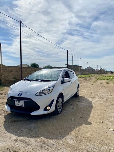 Toyota Prius C