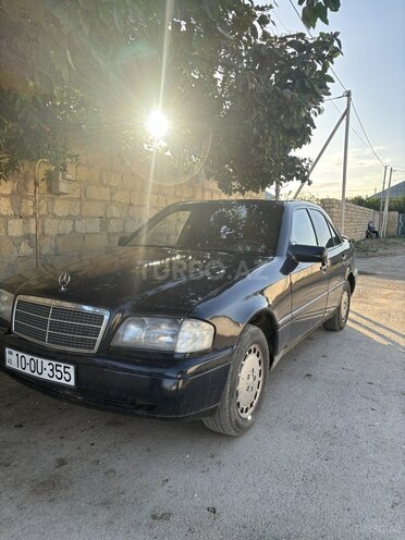 Mercedes C 180