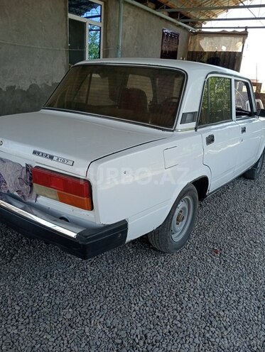 LADA (VAZ) 2107