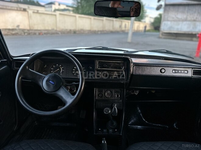 LADA (VAZ) 2107