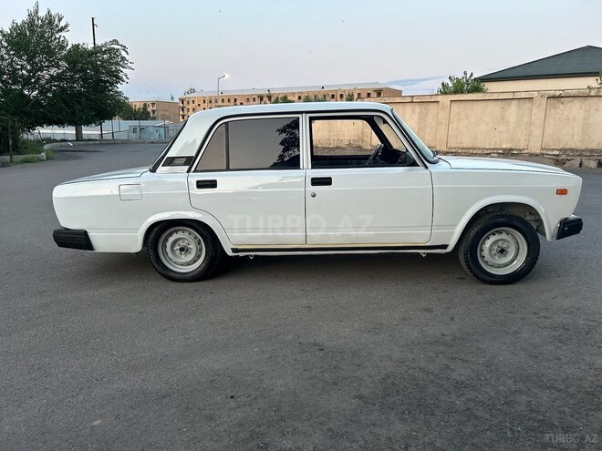 LADA (VAZ) 2107