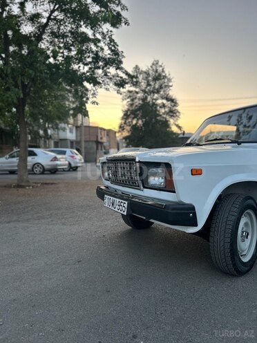 LADA (VAZ) 2107