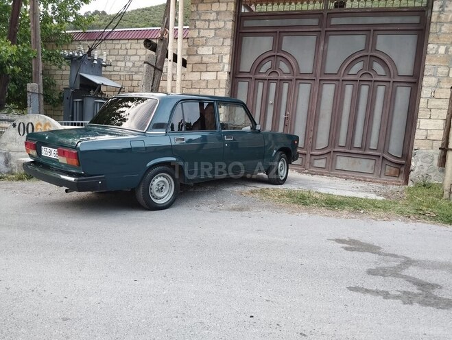 LADA (VAZ) 2107