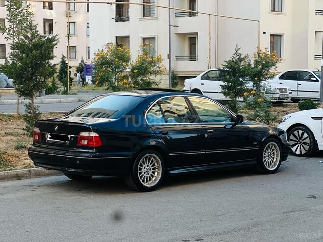 BMW 525