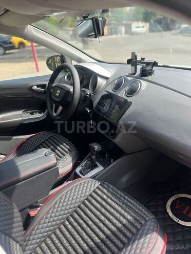 SEAT Ibiza 2011, 270,000 km - 1.6 l - Bakı