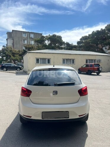 SEAT Ibiza 2011, 270,000 km - 1.6 l - Bakı