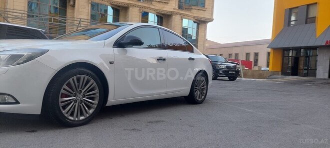 Opel Insignia 2011, 220,000 km - 2.0 л - Bakı