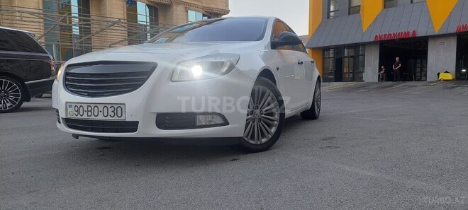Opel Insignia 2011, 220,000 km - 2.0 л - Bakı