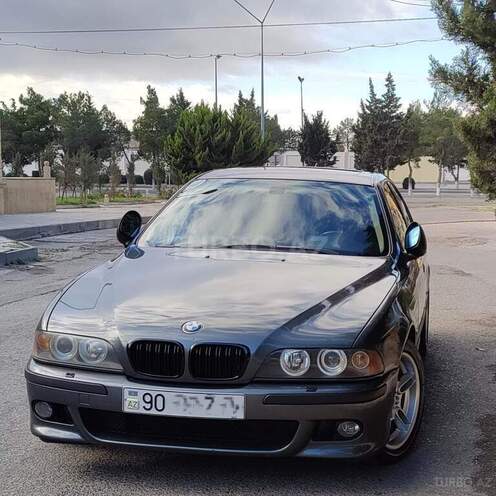 BMW 525