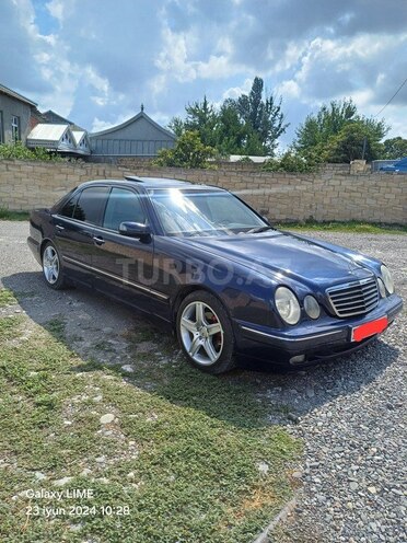 Mercedes E 240 1999, 327,455 km - 2.4 l - Bərdə