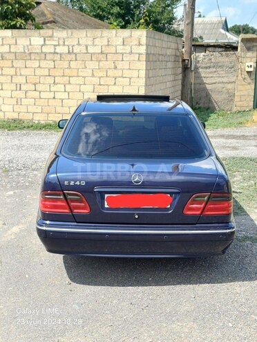 Mercedes E 240 1999, 327,455 km - 2.4 l - Bərdə