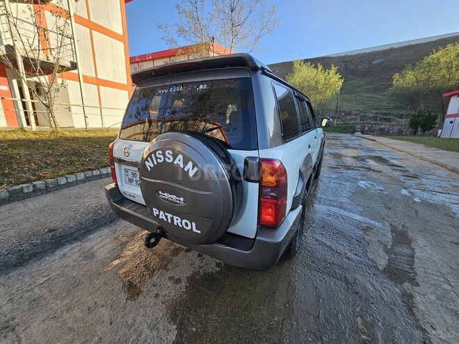 Nissan Patrol 2008, 350,000 km - 3.0 л - Bakı