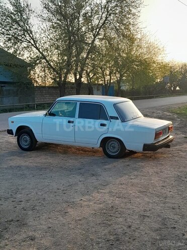 LADA (VAZ) 2107