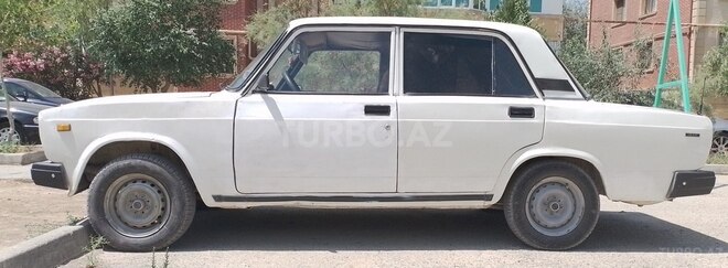 LADA (VAZ) 2107