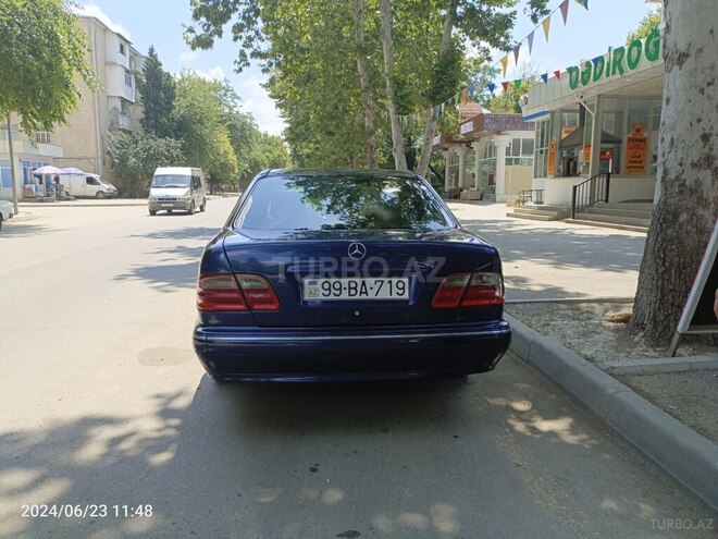 Mercedes E 240 1999, 498 km - 0.1 l - Mingəçevir