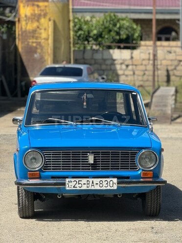 LADA (VAZ) 21011