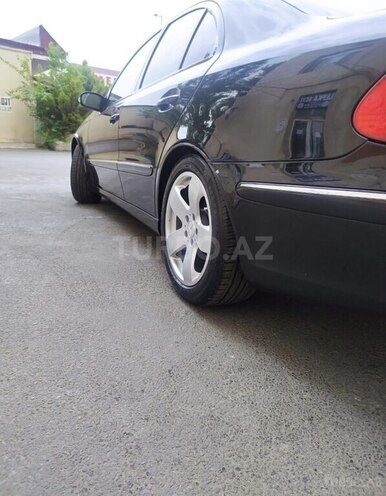Mercedes E 320 2002, 205,000 km - 3.2 l - Bakı