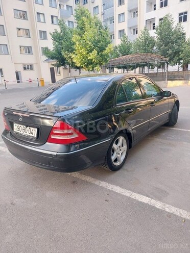 Mercedes C 320