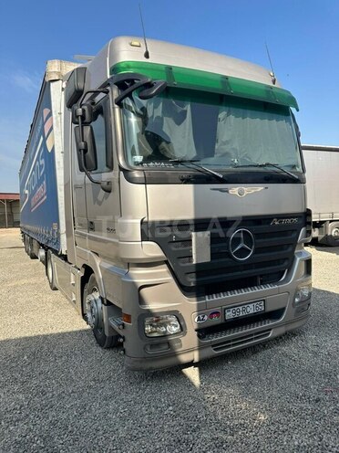 Mercedes Actros 1844