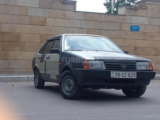 LADA (VAZ) 21099