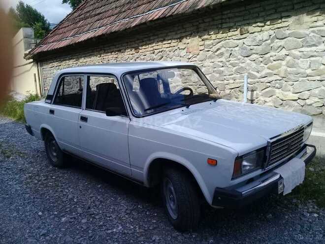 LADA (VAZ) 2107