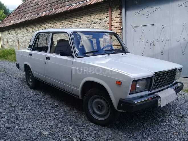 LADA (VAZ) 2107