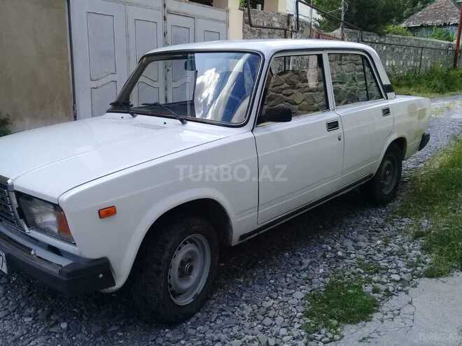 LADA (VAZ) 2107