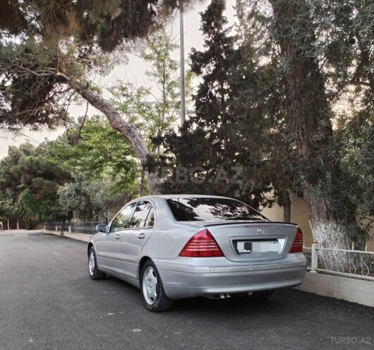 Mercedes C 240