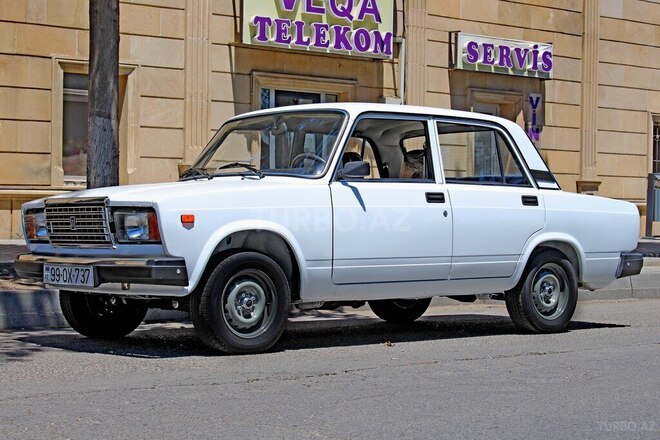 LADA (VAZ) 2107