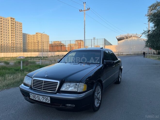 Mercedes C 230