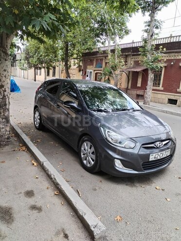 Hyundai Accent