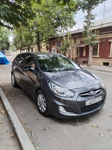 Hyundai Accent