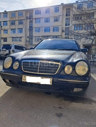 Mercedes E 270