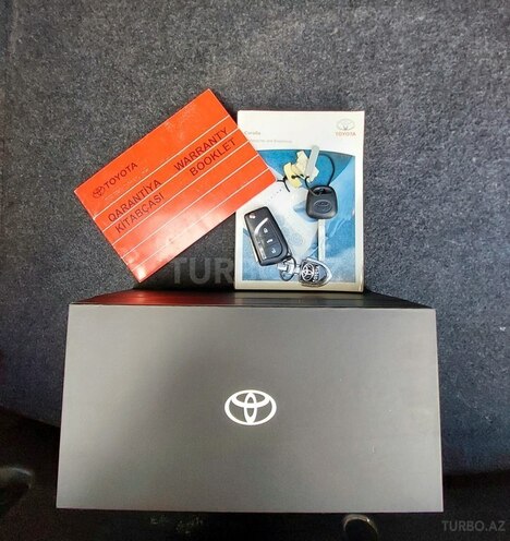 Toyota Corolla 2013, 203,000 km - 1.6 l - Bakı