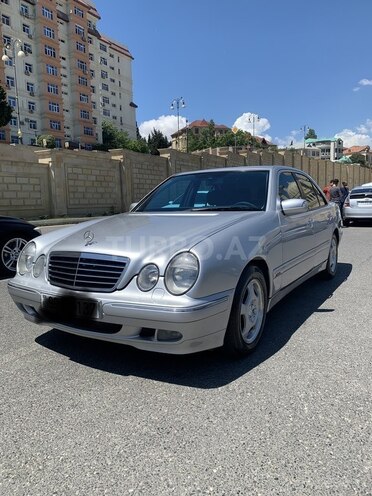 Mercedes E 270