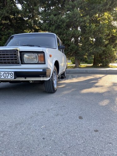 LADA (VAZ) 2107