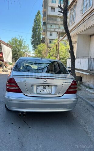 Mercedes C 240