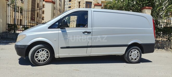 Mercedes Vito 111